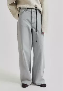 Джинсы свободного кроя Second Female, серый