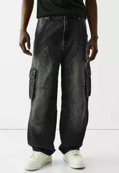 Джинсы свободного кроя SKATER CARGO Bershka, цвет black