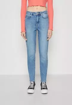 Джинсы Tapered Fit ONLY