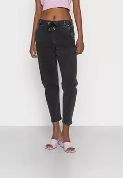 Джинсы Tapered Fit ONLY