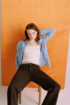 Джинсы trf balloon curved legh со средней талией ZARA, цвет Chocolate