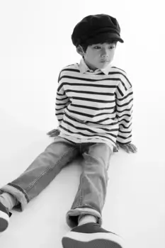 Джинсы узкого кроя на подкладке H&M, синий