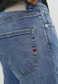 Джинсы узкого кроя R.D.D. ROYAL DENIM DIVISION, синий деним