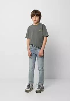 Джинсы узкого кроя Scalpers