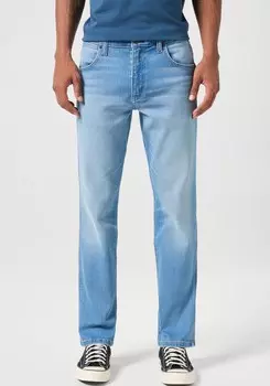Джинсы WRANGLER Regular Jeans, синий деним