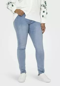 Джинсы зауженного кроя ONLY Carmakoma, светло-голубой деним