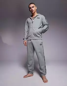 Джоггеры Armani EA7 с манжетами и логотипом в зеленом цвете