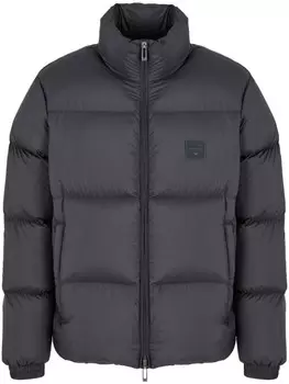 Emporio Armani пуховик с нашивкой-логотипом, черный