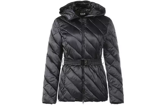EMPORIO ARMANI Женская стеганая куртка черного цвета