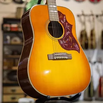 Epiphone Masterbilt Hummingbird - Aged Cherry Sunburst Gloss IGMTHUMACHGH1
