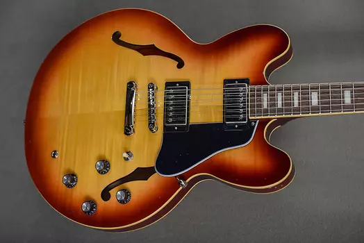 ES-335 Фигурный - Взрыв чая с малиной Epiphone ES-335 Figured -