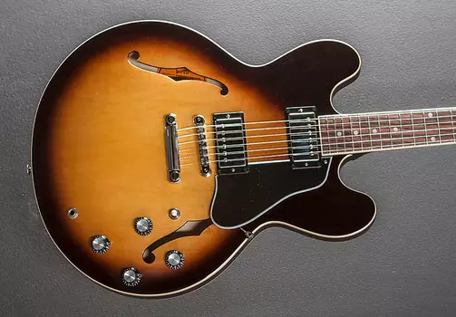 ES-335 - Винтажный взрыв Gibson
