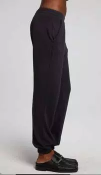 Essential Джоггеры цвета солодки Chaser, цвет licorice