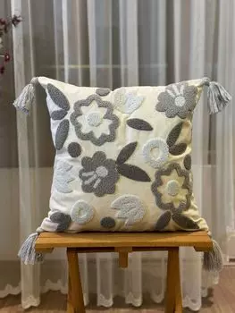 Evila Originals, Punch Cushion v2 - Серый, подушка, серый, 100 % ПОЛИЭСТЕР, 43 x 43 см