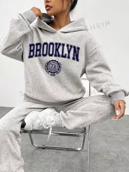 EZwear Комплект из двух предметов: худи с принтом «Бруклин» и брюки оверсайз для женщин. На осень/зиму Shein, светло-серый