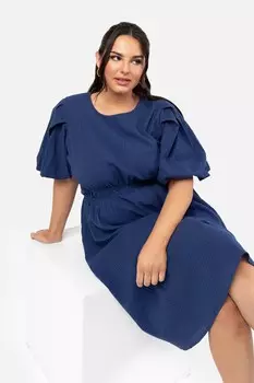 Фактурное платье миди с эластичной талией и перекрещенными бретелями Lovedrobe, синий