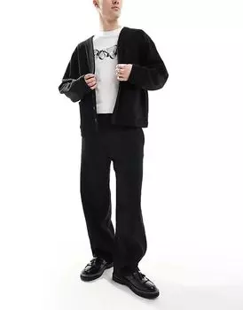 Фактурные плиссированные брюки черного цвета Pull&Bear