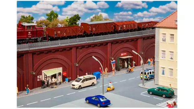 Faller Аркады с магазинами