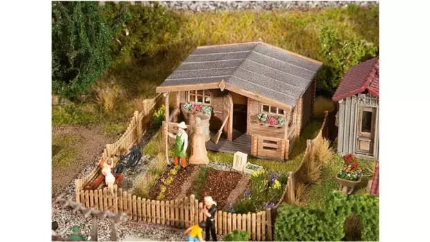 Faller Садовый участок с большим садовым сараем