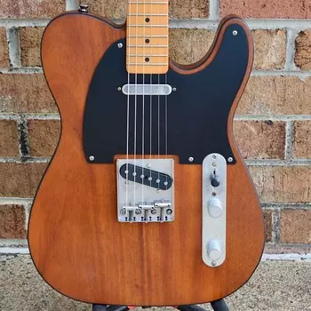 Fender 40th Anniversary Telecaster, Vintage Edition, кленовый гриф, черная анодированная накладка, атласный мокко 40th Anniversary Telecaster?, Vintage Edition, Maple Fingerbo...