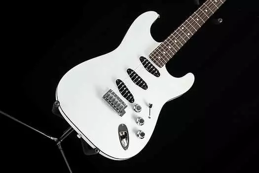 Fender Aerodyne Special Stratocaster Ярко-белый