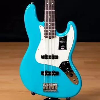 Fender American Pro II Jazz Bass - Палисандр, Майами Блю SN US22018948 Fender American Professional II Jazz Bass Rosewood Miami Blue