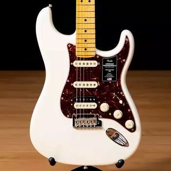 Fender American Pro II Stratocaster HSS - клен, олимпийский белый SN US22107762 American Professional II Stratocaster HSS Maple Olympic White