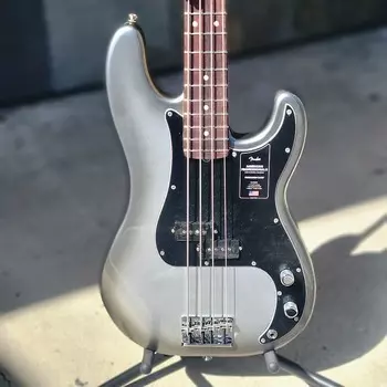 Fender American Professional II Precision Bass, накладка на гриф из палисандра, Mercury 0193930755