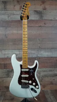 Fender American Professional II Stratocaster, кленовый гриф, олимпийский белый American Professional II Stratocaster?, Maple Fingerboard, O...