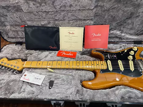 Fender American Professional II Stratocaster MN Roasted Pine #US22004106 (7 фунтов, 5,4 унции) American Professional II Stratocaster with Maple Fretboard