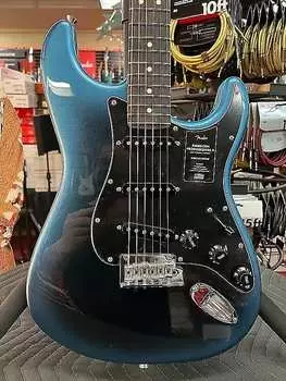 Fender American Professional II Stratocaster, накладка на гриф из палисандра, Dark Night American Professional II Stratocaster, Rosewood Fingerboard, Dark Night