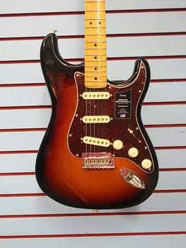 Fender American Professional II Stratocaster W/HSC