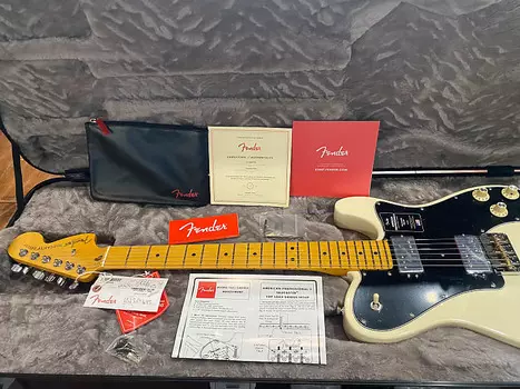 Fender American Professional II Telecaster Deluxe Maple Olympic White #US22041643 (8 фунтов, 3,3 унции) American Professional II Telecaster Deluxe with Maple Fretboard