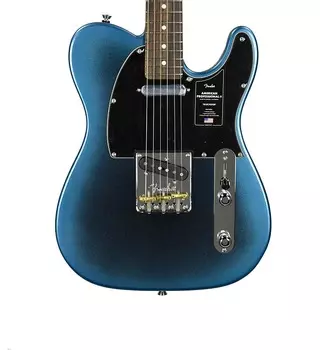 Fender American Professional II Telecaster в темной ночи