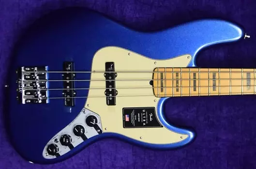Fender American Ultra Jazz, синяя кобра / клен American Ultra Jazz, / Maple