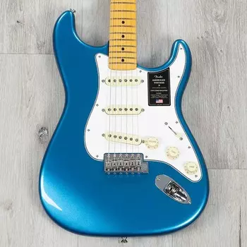 Fender American Vintage II 1973 Stratocaster Guitar, Maple, Lake Placid Blue 0110272802