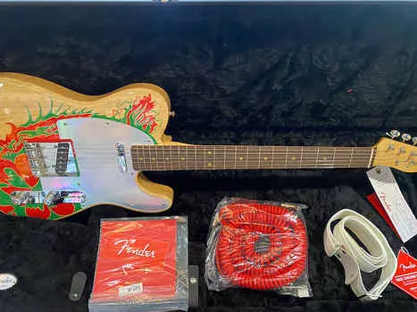 Fender Artist Series Jimmy Page Telecaster RW Fretboard Dragon Graphic #MXN05546 6lbs 14.3oz Artist Series Jimmy Page Telecaster with Rosewood Fretboard