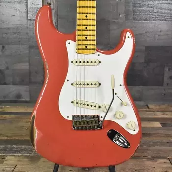 Fender Custom Shop 1957 Stratocaster - Relic Aged Tahitian Coral с жестким футляром