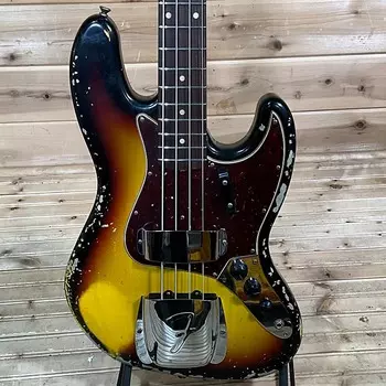 Fender Custom Shop 1961 Heavy Relic Jazz Bass - 3 цвета Sunburst Custom Shop 1961 Heavy Relic Jazz Bass - 3 Color Sunburst