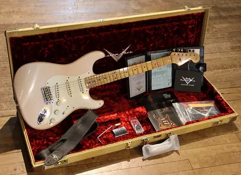 Fender Custom Shop Limited Edition '57 Stratocaster Shell Pink