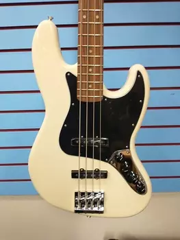 Гитара Fender Deluxe Active Jazz Bass с сумкой