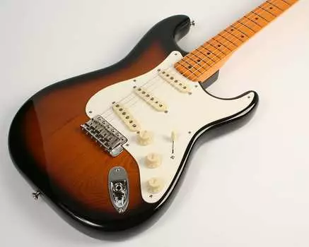Fender Эрик Джонсон 1954 Stratocaster Virginia SN: FENVA01084 Eric Johnson 1954 Stratocaster Virginia