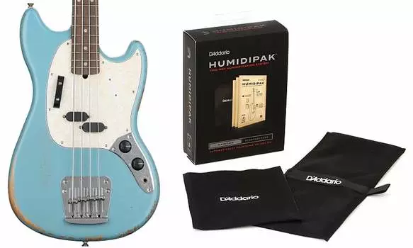 Fender JMJ Road Worn Mustang Bass — комплект Faded Daphne Blue с увлажнителем D'Addario, поддерживающим автоматическую систему контроля влажности Fender + D'Addario 0144060390=1 PW-HPK-01=1