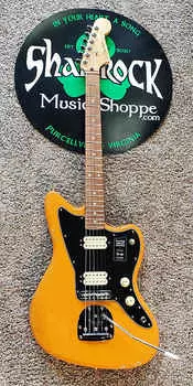 Fender Player Jazzmaster HH 2019 - Настоящее время - Capri Orange Player Jazzmaster HH with Pau Ferro Fretboard