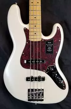 Fender Player Plus Jazz Bass, кленовый гриф, олимпийская жемчужина, с чехлом Deluxe 0147372323
