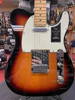 Fender Player Plus Nashville Telecaster, кленовый гриф, 3 цвета Sunburst Player Plus Nashville Telecaster, Maple Fingerboard, 3-Color Sunburst