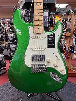 Fender Player Plus Stratocaster HSS, кленовый гриф, космический нефрит Player Plus Stratocaster HSS, Maple Fingerboard, Cosmic Jade