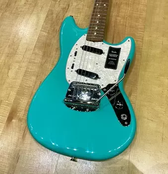 Fender Vintera '60s Mustang - Зеленая морская пена