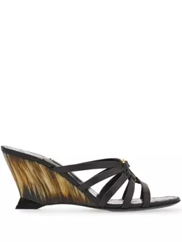 Ferragamo босоножки Gancini 70 на танкетке, черный