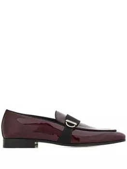Ferragamo лакированные лоферы с пряжкой Gancini, красный